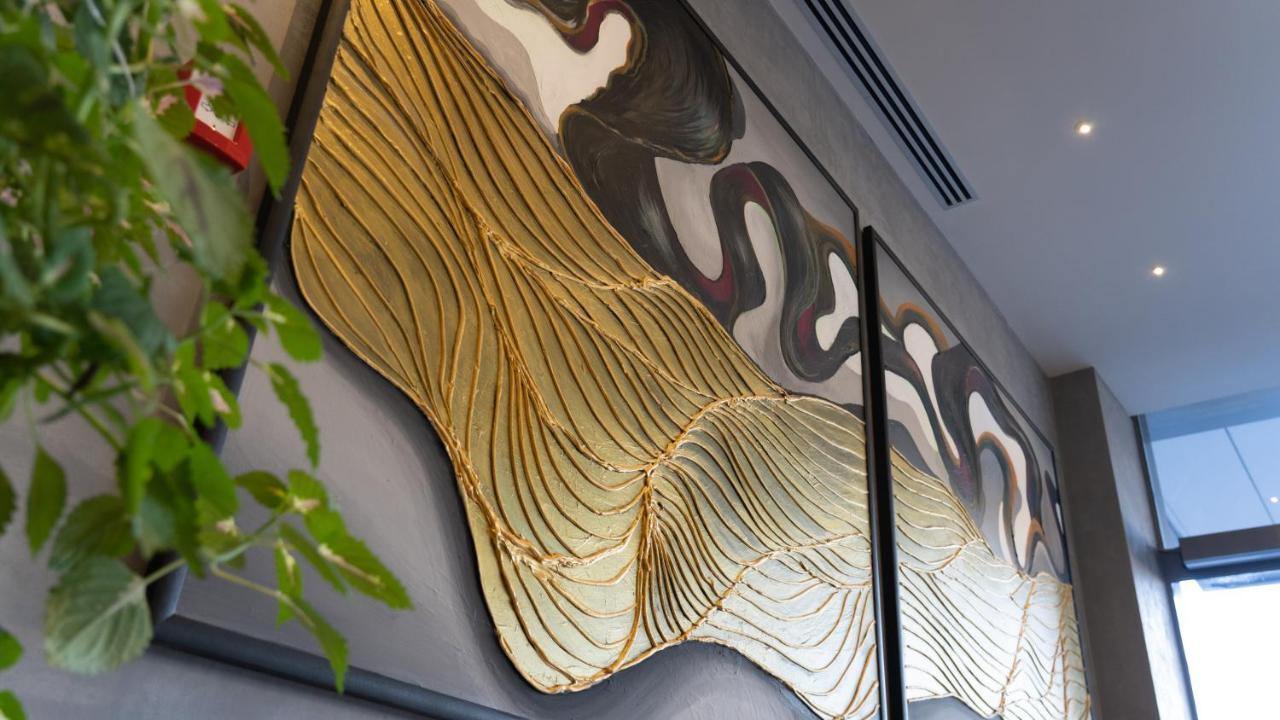 Doanesia Premium Hotel & Spa Tirana Exterior foto
