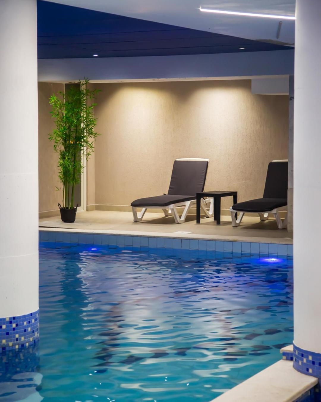 Doanesia Premium Hotel & Spa Tirana Exterior foto